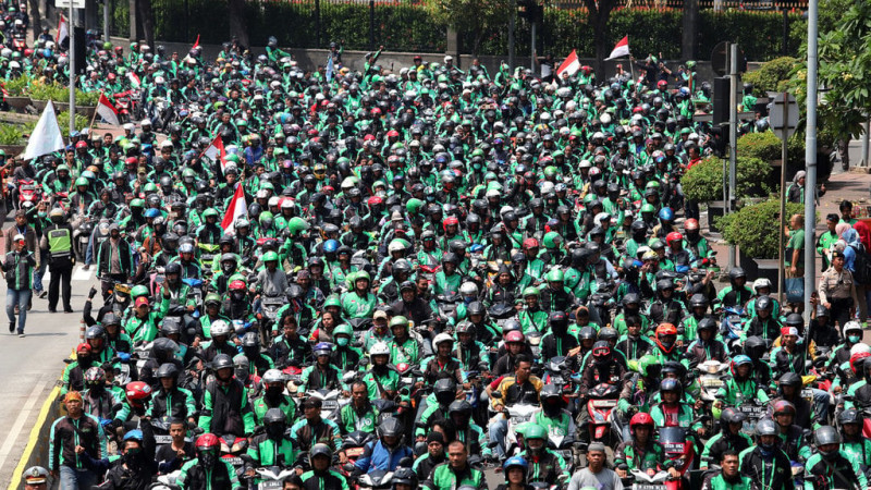 Ribuan pengemudi ojek online melakukan aksi menuju Istana Negara, Jakarta (Dok. Istimewa)